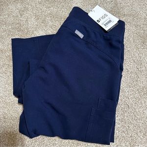 NWT Navy Figs Kade pant